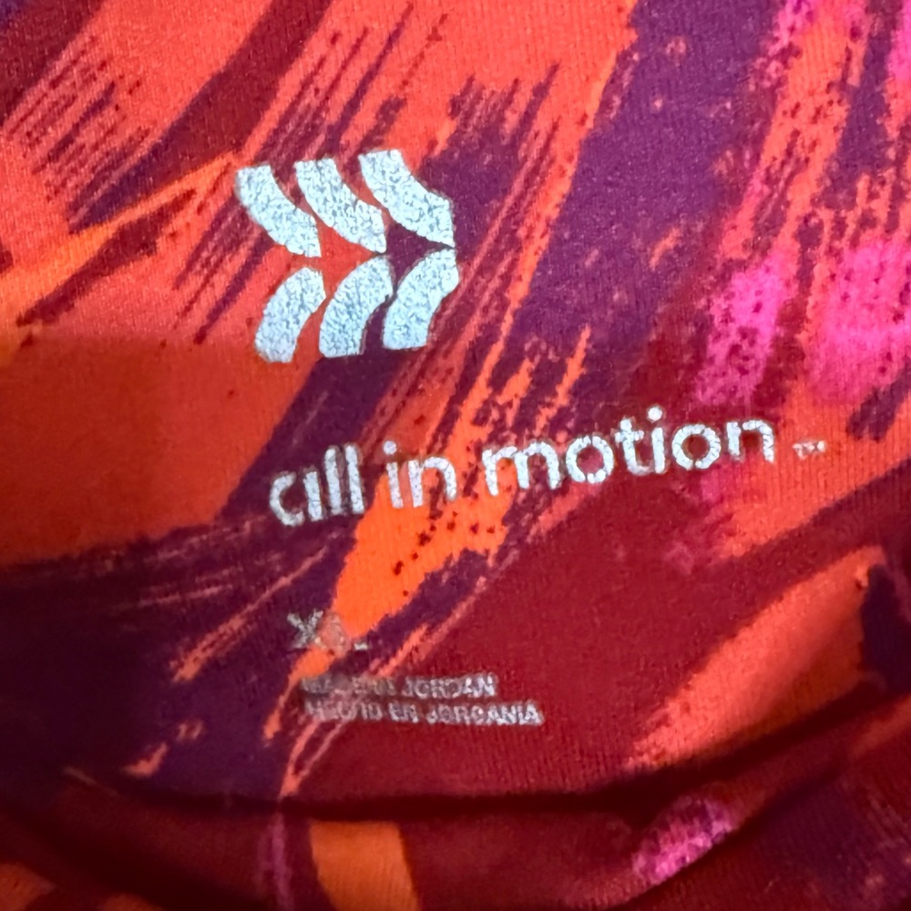 All In Motion Red Tropical Print Athletic Shorts Women’s Size XL - Picture 3 of 7